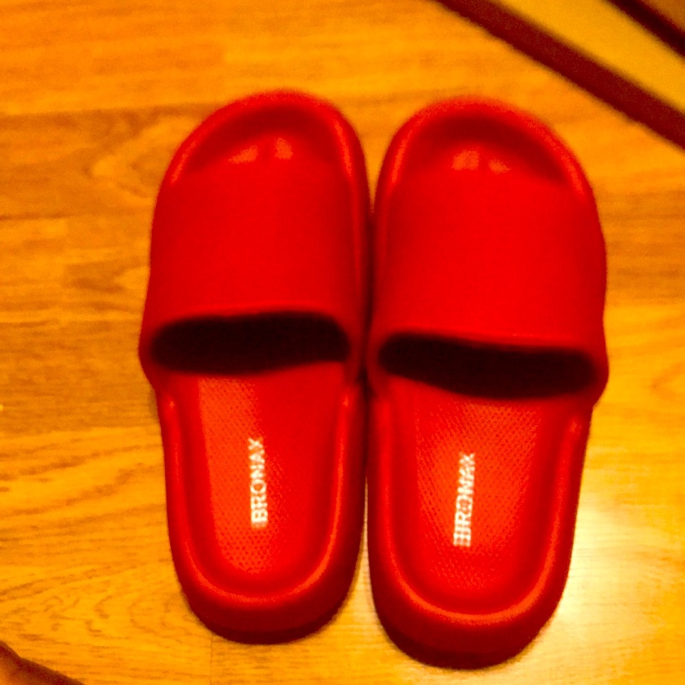 Shoe